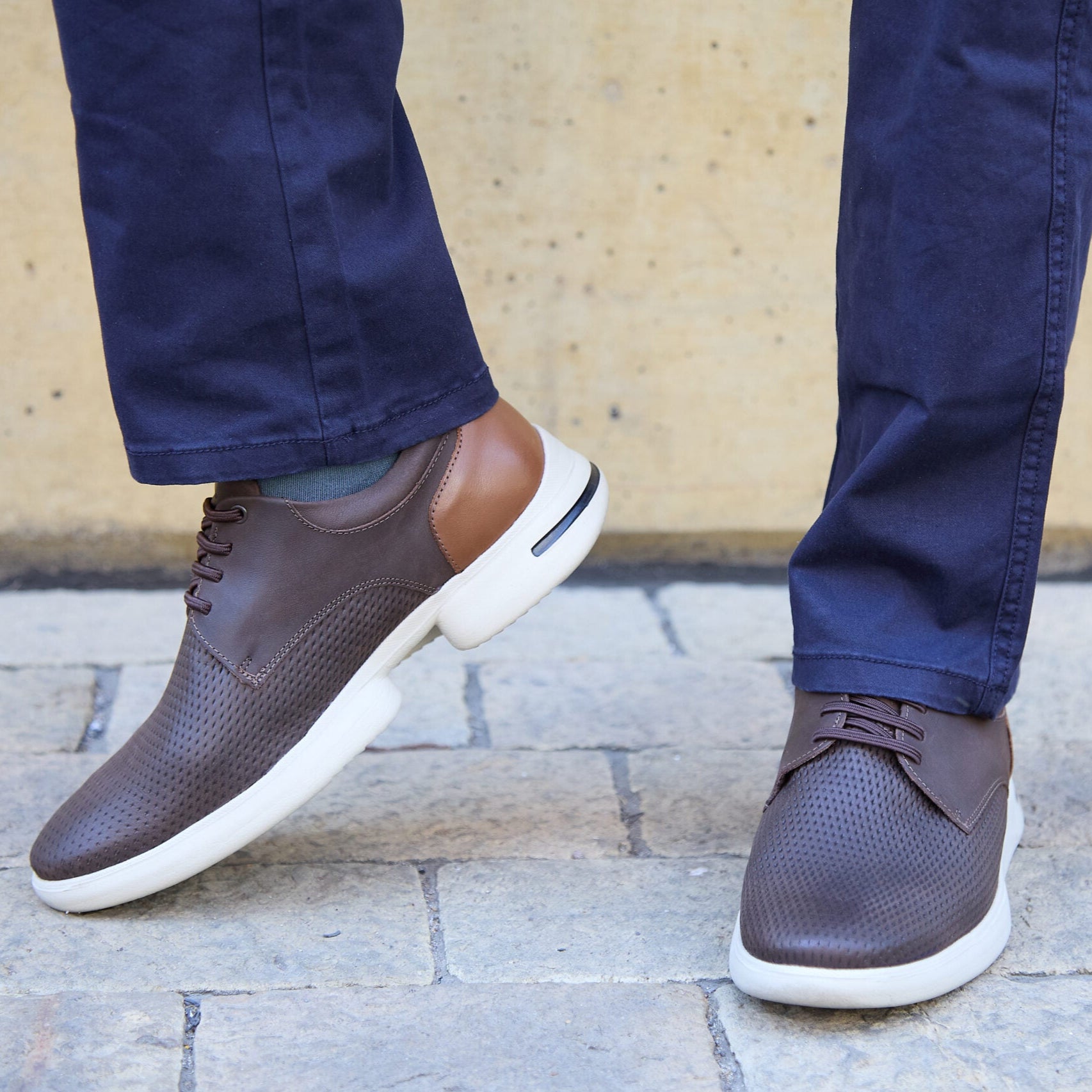 Zapato Clapton Café Oscuro